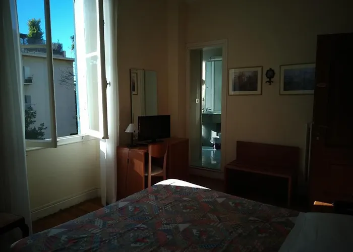 Lucciola 3*