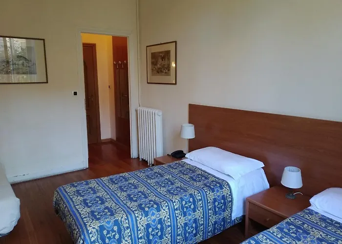 Lucciola Otel Bordighera