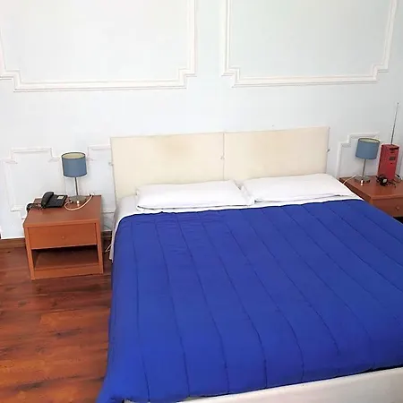 Lucciola Hotel 3*
