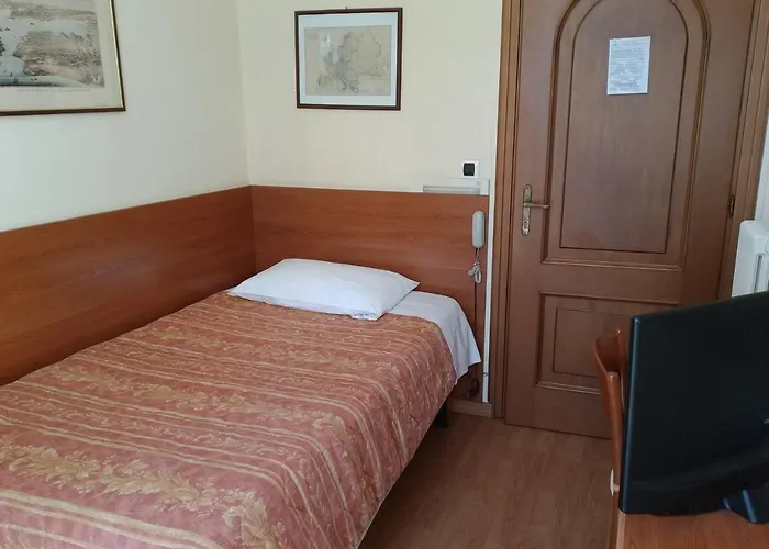 Lucciola 3* Bordighera